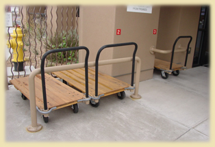 Free Moving Carts